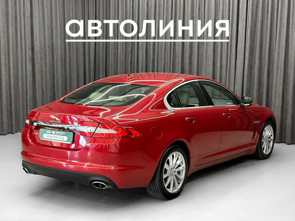 2014 Jaguar XF I Рестайлинг, красный - вид 4