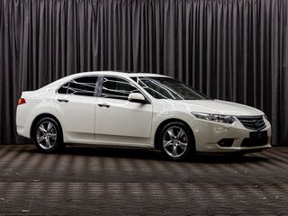 2011 Honda Accord VIII Рестайлинг, белый, 1395000 рублей, вид 3