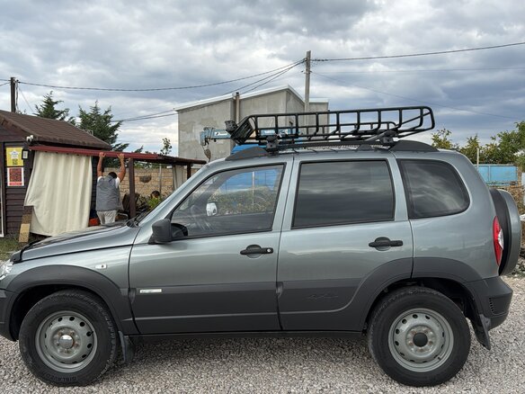 2012 Chevrolet Niva I Рестайлинг, серый, 560000 рублей - вид 5