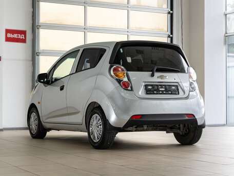 2012 Chevrolet Spark III, серебристый, 500000 рублей, вид 4