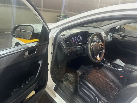 2019 Hyundai Sonata VII (LF) Рестайлинг, белый, 906400 рублей - вид 7