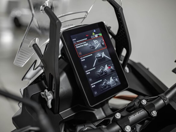 2026 KTM 1390 Super Adventure S Evo, оранжевый, 2990000 рублей - вид 10