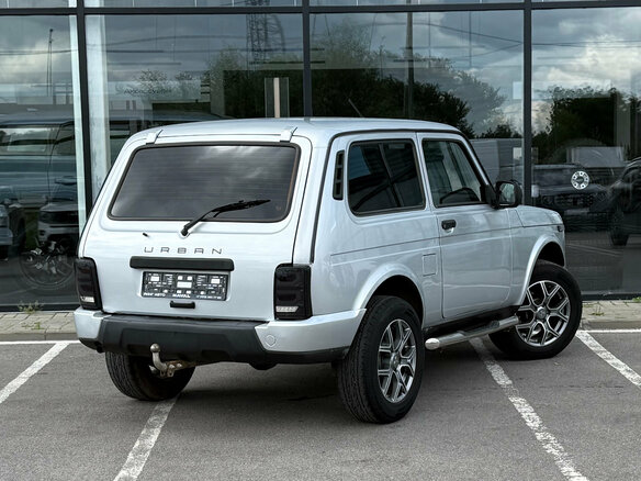 2021 Lada (ВАЗ) 2121 (4x4) Urban I Рестайлинг (2020), серебристый - вид 2