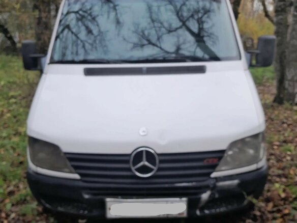 2000 Mercedes-Benz Sprinter, белый, 800000 рублей - вид 1