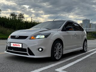 2010 Ford Focus II Рестайлинг, белый, 650000 рублей, вид 1