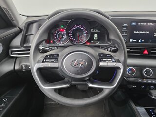 2022 Hyundai Avante VII, голубой, 1565000 рублей, вид 5