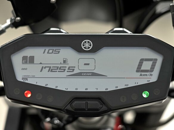 2016 Yamaha MT-07 (FZ-07), красный, 649000 рублей - вид 8