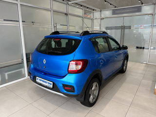 2019 Renault Sandero Stepway II Рестайлинг, синий, 920000 рублей, вид 4