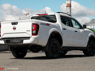 2024 Nissan Navara (Frontier) Double Cab IV (D23) Рестайлинг, белый, 5400000 рублей, вид 2