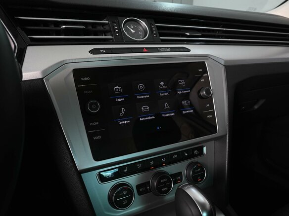 2019 Volkswagen Passat B8, белый, 2249000 рублей - вид 13