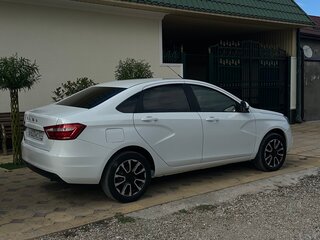 2019 Lada (ВАЗ) Vesta I, белый, 850000 рублей, вид 3