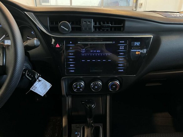 2016 Toyota Corolla XI (E160, E170, E180) Рестайлинг 1, белый, 1224000 рублей - вид 12