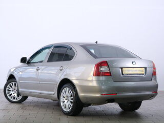 2011 Skoda Octavia II (A5) Рестайлинг, серый, 719000 рублей, вид 4