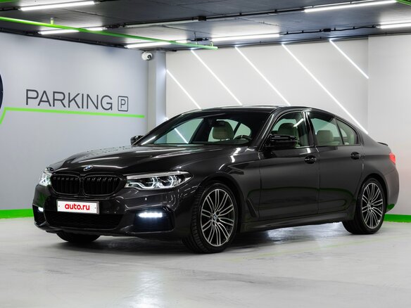 2018 BMW 5 серии 530i xDrive VII (G30/G31/G38), серый, 3790000 рублей - вид 3