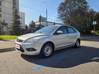 2010 Ford Focus II Рестайлинг, серебристый, 599000 рублей, вид 1
