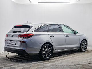 2022 Hyundai i30 III Рестайлинг 2, серый, 1815000 рублей, вид 5