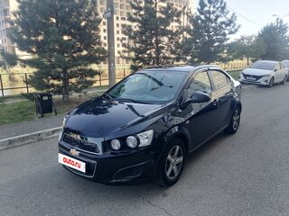 2013 Chevrolet Aveo II, чёрный, 595000 рублей, вид 1
