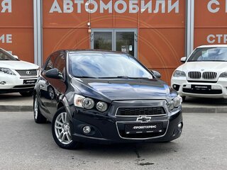 2015 Chevrolet Aveo II, чёрный, 699000 рублей, вид 3