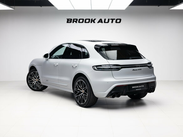 2022 Porsche Macan GTS I Рестайлинг 2, белый, 8790000 рублей - вид 5
