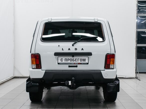 2024 Lada (ВАЗ) Niva Legend I, белый - вид 3