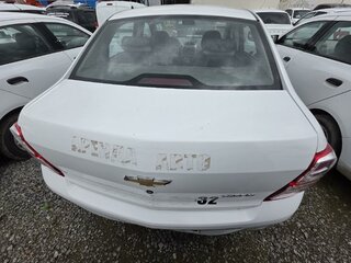 2023 Chevrolet Cobalt II Рестайлинг, белый, 980000 рублей, вид 2