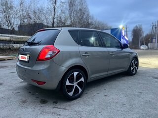 2011 Kia Ceed I Рестайлинг, серый, 450000 рублей, вид 4
