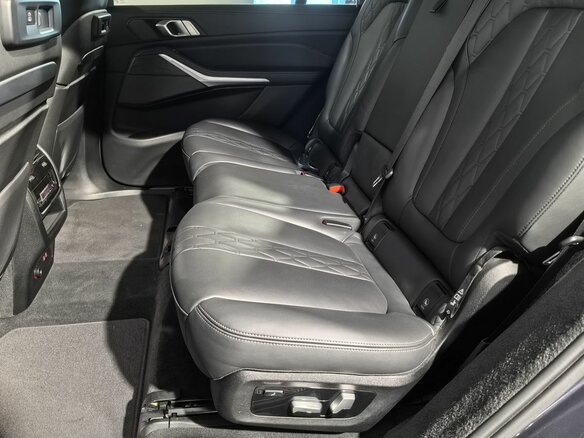 2022 BMW X7 30d I (G07), серый, 8199000 рублей - вид 14