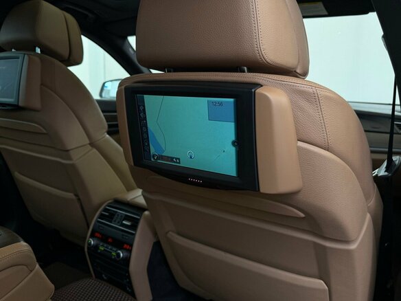 2011 BMW 7 серии 740d V (F01/F02/F04), синий, 1999000 рублей - вид 13