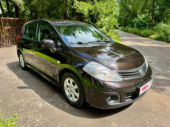 2011 Nissan Tiida I Рестайлинг, коричневый - вид 3