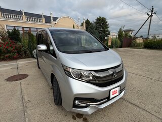 2015 Honda Stepwgn Spada V, серебристый, 1820000 рублей, вид 4