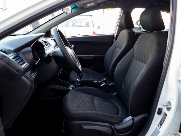 2016 Kia Rio III Рестайлинг, белый, 795000 рублей - вид 27