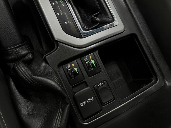 2015 Toyota Land Cruiser Prado 4-speed 150 Series Рестайлинг 1, серый, 3260000 рублей - вид 15