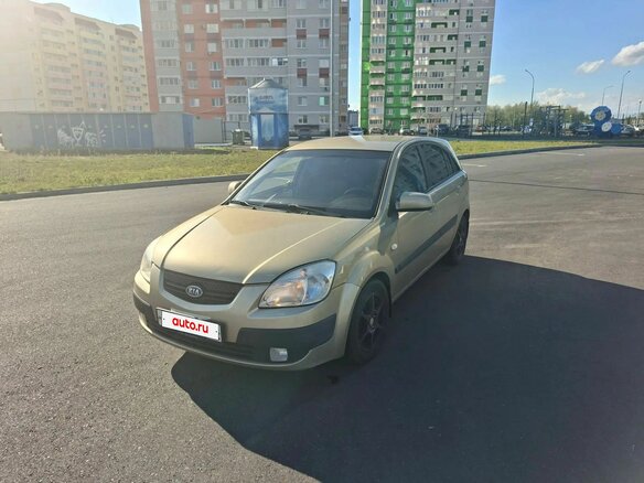 2009 Kia Rio II, бежевый, 530000 рублей