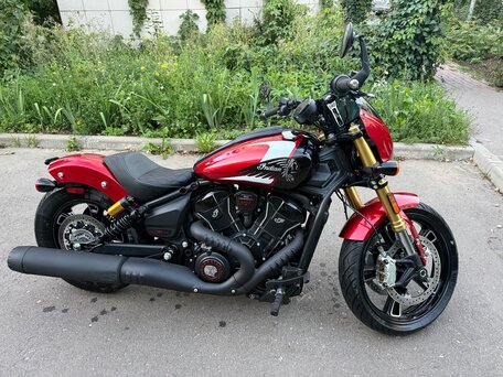 2025 Indian Scout, красный, 1750000 рублей, вид 2