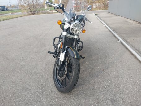 2024 Royal Enfield Super Meteor, зелёный, 650000 рублей, вид 4