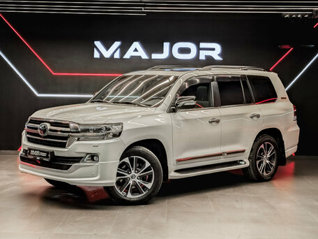 Toyota Land Cruiser 200 Series Рестайлинг 2