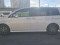 2010 Toyota ISis I Рестайлинг, белый - вид 3