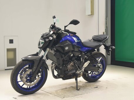 2017 Yamaha MT-07 (FZ-07), синий, 725000 рублей, вид 2