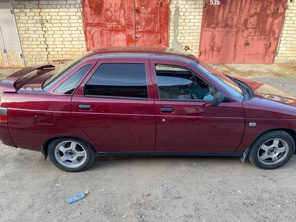 2004 Lada (ВАЗ) 2110, красный, 250000 рублей - вид 2