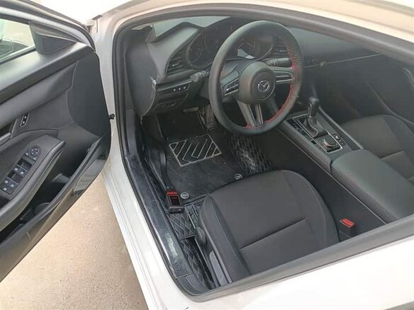 2023 Mazda 3 Axela IV (BP), белый, 1500100 рублей - вид 9