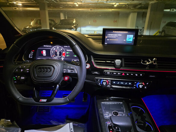 2016 Audi SQ7 I (4M), серый, 8050000 рублей - вид 12