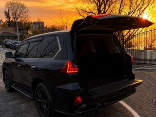 2019 Lexus LX 570 III Рестайлинг 2, синий, 8900000 рублей, вид 4