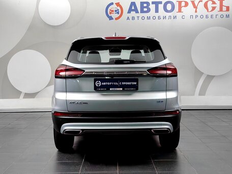 2024 Geely Atlas Pro, серый, 2115000 рублей, вид 4