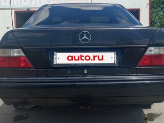 1995 Mercedes-Benz E-Класс 200 I (W124), чёрный, 1600000 рублей, вид 3