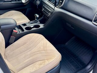 2018 Kia Sportage IV Рестайлинг, белый, 2300000 рублей, вид 5