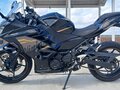 2019 Kawasaki Ninja 400, чёрный, 580000 рублей - вид 5