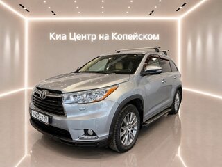 2014 Toyota Highlander III (XU50), серебристый, 3145000 рублей, вид 2