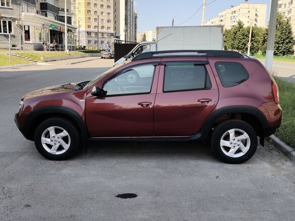2012 Renault Duster I, красный, 800000 рублей - вид 2