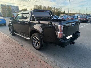 2024 Isuzu D-Max III, чёрный, 3200000 рублей, вид 5