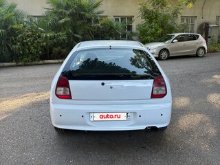 1999 Mitsubishi Mirage V, белый, 193000 рублей, вид 5
